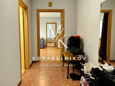 квартира за адресою Будівельників вул., 27-А