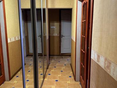квартира за адресою Феофіла Яновського вул., 2