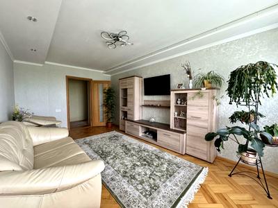 квартира за адресою Демнянська вул., 8