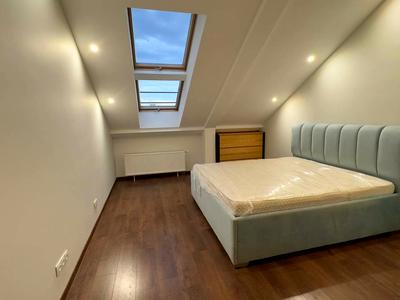 квартира за адресою Регенераторна вул., 4 