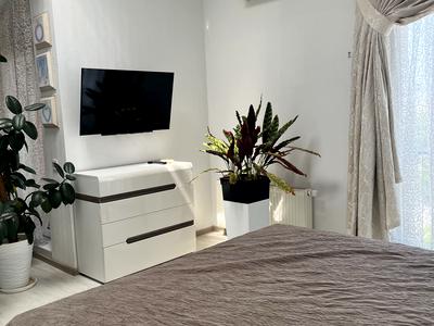 квартира за адресою Регенераторна вул., 4 к8