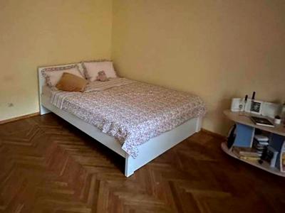 квартира за адресою Панаса Мирного вул., 7-А