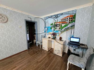 квартира за адресою Мілютенка вул., 11