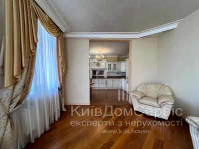 квартира за адресою Кудрявський узвіз, 3-Б