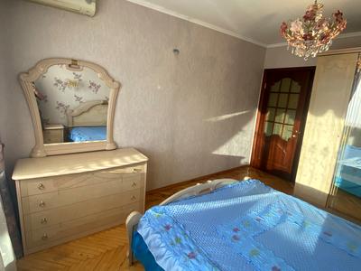 квартира за адресою Андрія Малишка вул., 3