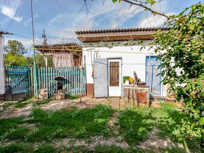 будинок за адресою с. Веселівка, Центральна, 1