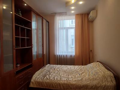 квартира за адресою Євгена Чикаленка вул. (Пушкінська), 39