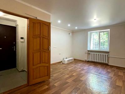 квартира за адресою Радісна вул., 7