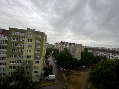 квартира за адресою Гната Хоткевича вул., 67а