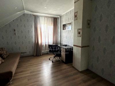будинок за адресою с. Гнідин, Вишнева 8