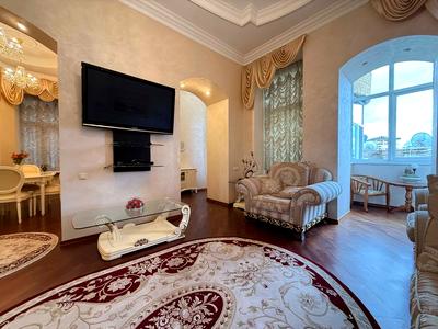 квартира за адресою Київ, Костельна вул., 8