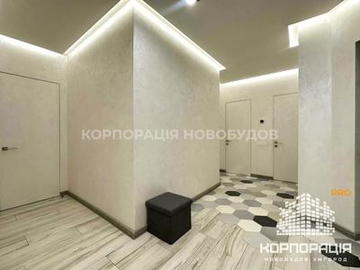 квартира за адресою Олександра Хіри вул., 5
