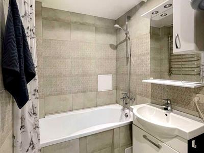 квартира за адресою Лесі Українки бульв., 8