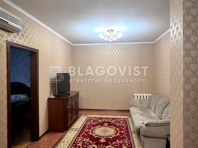 квартира за адресою Анни Ахматової вул., 13-Г