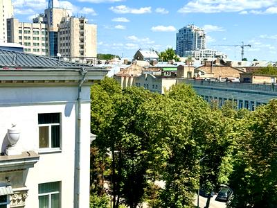 квартира за адресою Шовковична вул., 13/2