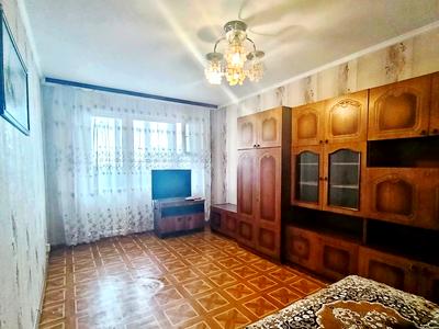 квартира за адресою Квітневий пров., 8