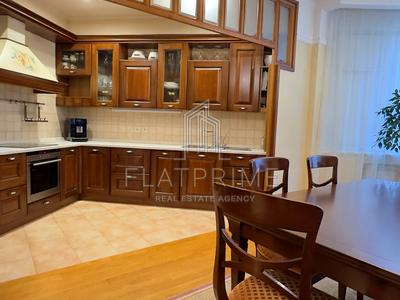 квартира за адресою Старонаводницька вул., 13-А