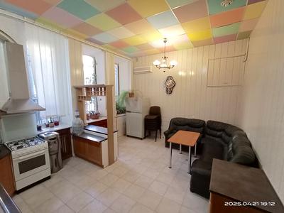 комерційна за адресою Грецька вул., 25