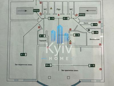 комерційна за адресою Басейна вул., 7