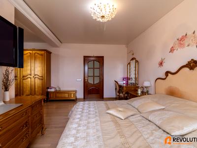 квартира за адресою Ореста Васкула вул., 19