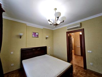 квартира за адресою Верховинна вул., 35