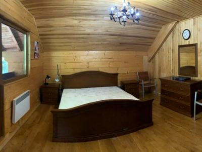 будинок за адресою с. Яблуниця, яблунева