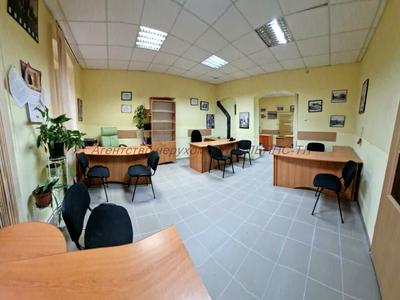 коммерческая по адресу Корятовича пл., 15