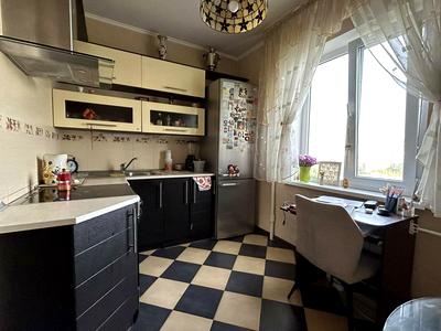 квартира по адресу Ревуцкого ул., 11