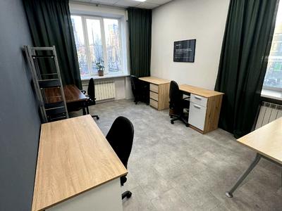 комерційна за адресою Лесі Українки бульв., 6