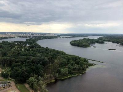 комерційна за адресою Оболонська набережна вул., 1