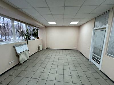 комерційна за адресою Дніпровське шосе, 34
