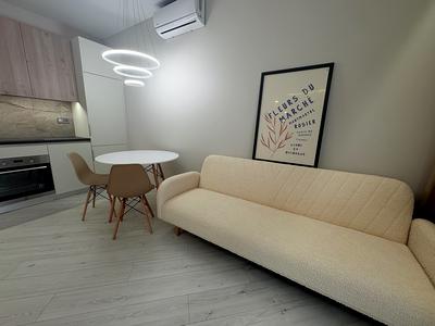 квартира за адресою Краснова вул., 3
