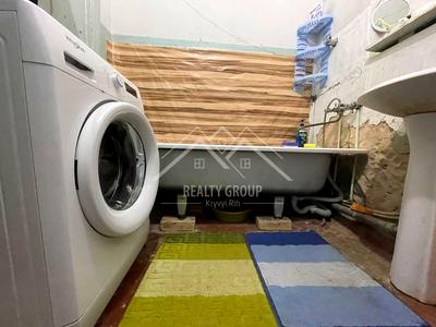 квартира за адресою Кривий Ріг, Зимових Походів вул. (Симбірцева), 3