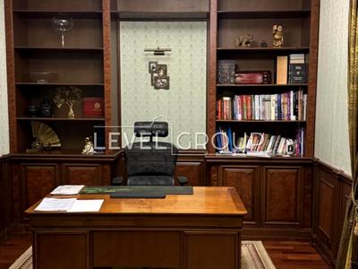 будинок за адресою Різдвяна