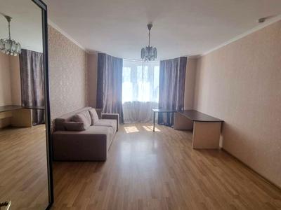 квартира за адресою Срібнокільська вул., 1