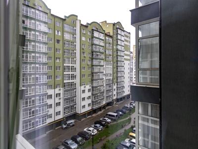 квартира за адресою Височана вул., 18