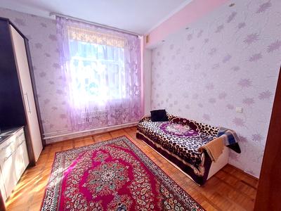 квартира за адресою Довженка вул., 13