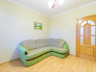квартира за адресою Ревуцького вул., 7