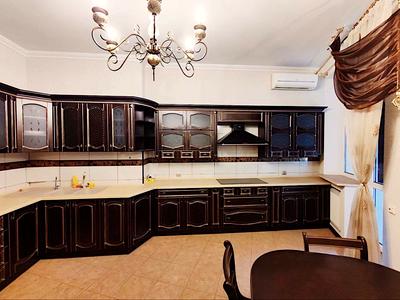 квартира за адресою Старонаводницька вул., 6-Б