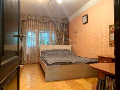 квартира за адресою Незалежності бульв. (50 років Жовтня), 11-А