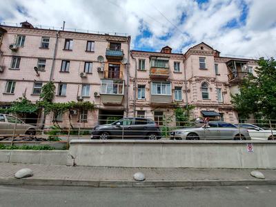 квартира за адресою Патріарха Мстислава Скрипника вул., 3