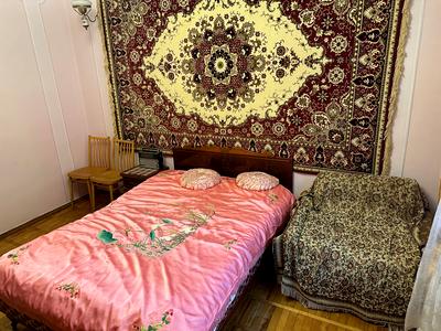 квартира за адресою Київ, Дмитра Годзенка вул. (Глазунова), 3