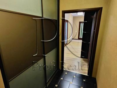 квартира за адресою Тарасівська вулиця, 3
