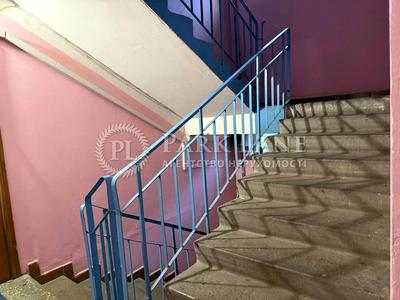 квартира за адресою Захарівська вул., 7