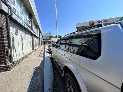 коммерческая по адресу Атамана Головатого, 100