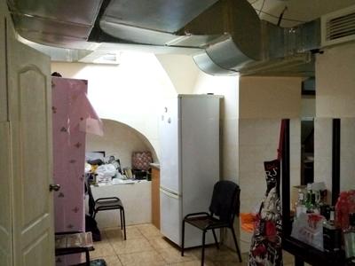 коммерческая по адресу Новосельского ул., 80