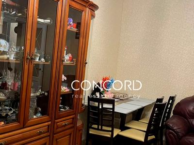 квартира за адресою Новодарницька вул., 13
