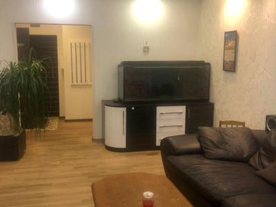 квартира за адресою Павла Тичини просп., 1