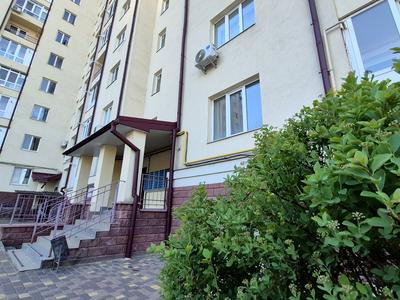квартира по адресу Катерини Білокур, 1а