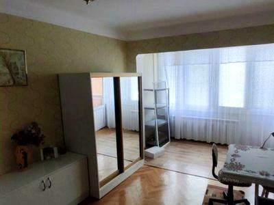 квартира за адресою Академіка Булаховського вул., 28